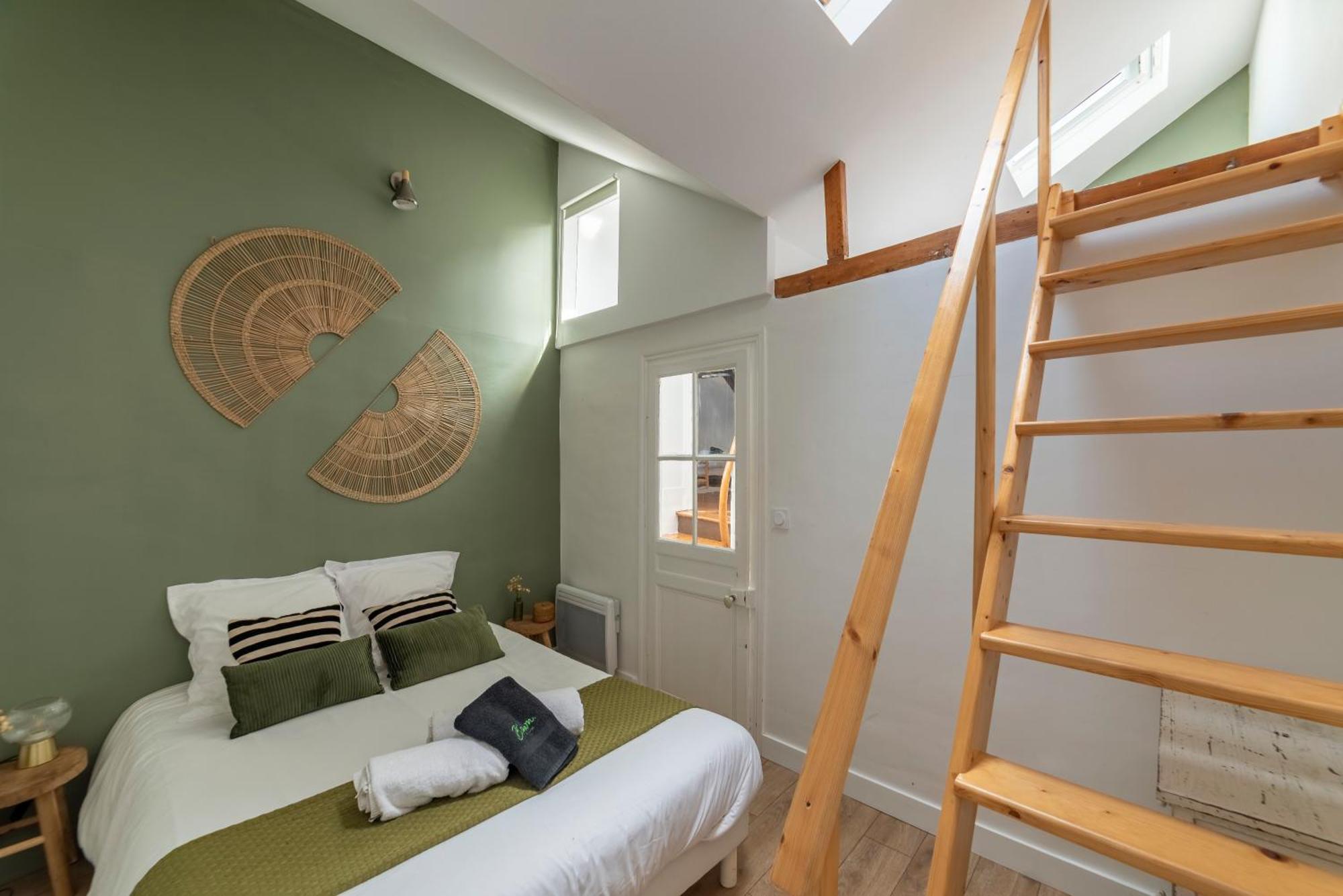 Grande maison de pecheur pour 9-12 refaite a neuf plein centre Trouville-sur-Mer Extérieur photo