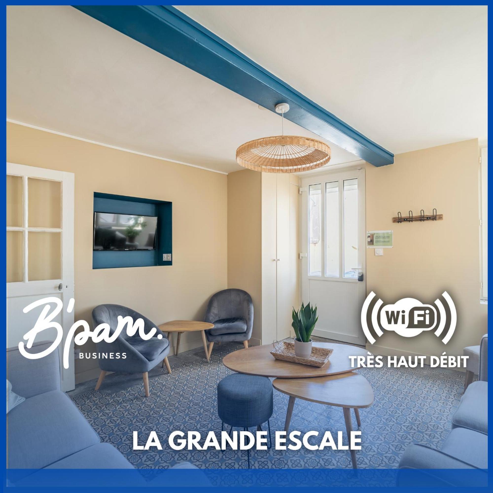 Grande maison de pecheur pour 9-12 refaite a neuf plein centre Trouville-sur-Mer Extérieur photo